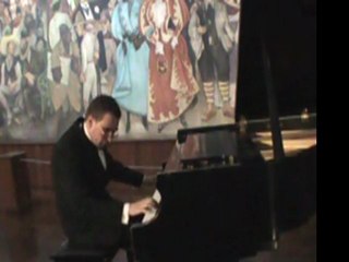 Manuel de Falla - Serenata Andaluza - Carlos Marín Trigo (Piano)