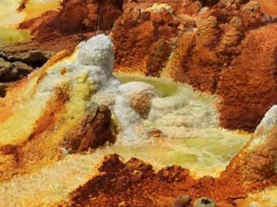 Dallol Le Volcan d acide - Sur les Volcans du Monde