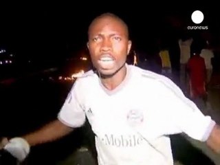 Senegal'de muhalifler kamu binalarını yaktı