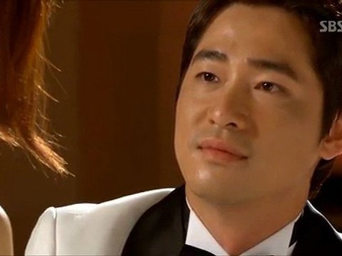 Yoon Eun Hye & Kang Ji Hwan (Ah-Ki couple) Kisses