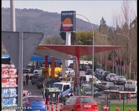 Los conductores pagan 24 euros más de gasolina