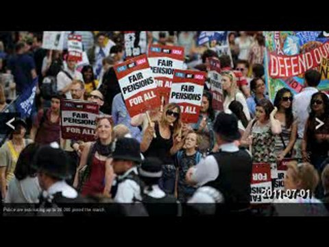 UK - protesters against austerity politic after saving gangsters banksters