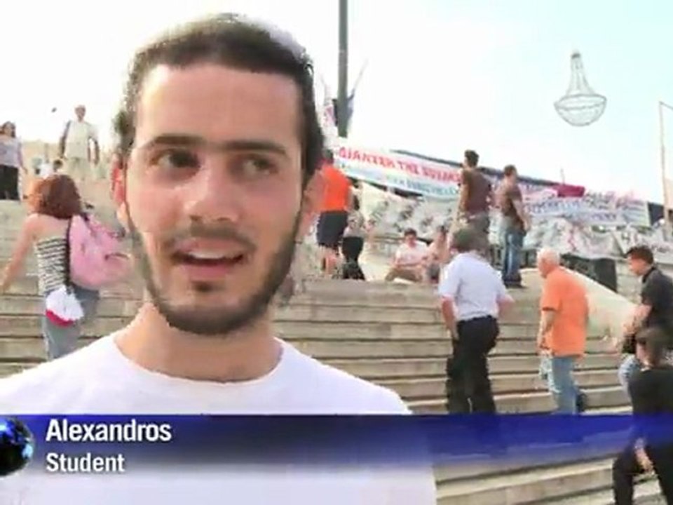 New clashes ahead of Greek parliament austerity vote