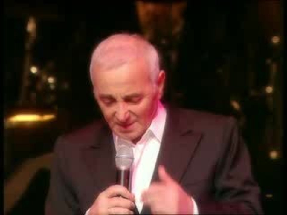 Aznavour - De la scène à la Seine