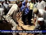 Funérailles à Misrata d'un homme tué par les forces de Kadhafi
