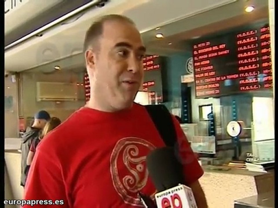 Los madrileños, indignados por el cierre de cines