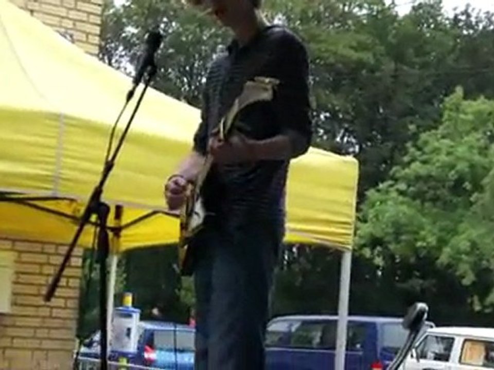 Hallelujah (live) by Cyril - Lucy Fire