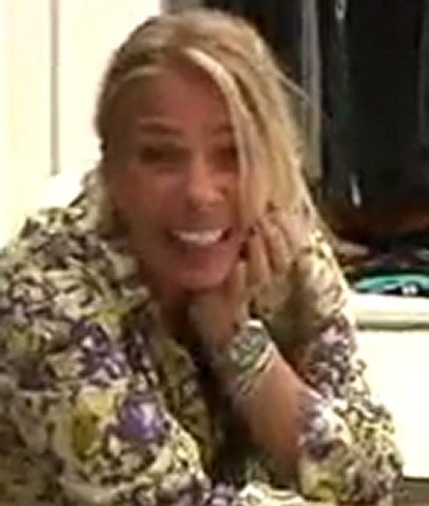 Recado da Adriane Galisteu para a Adriana