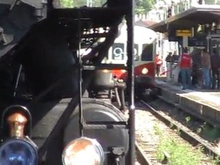 X2403 en gare de Montluçon le 18 juin 2011