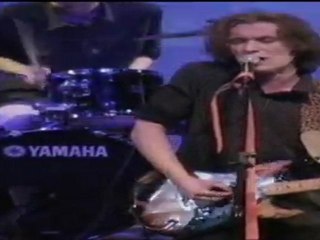 для здоровья очень вредно ложиться спать с ножом в спине