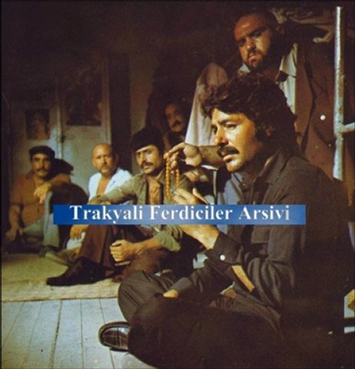 Ferdi Tayfur  &  Seyyah Oldum Şu Alemi Gezerim  ...