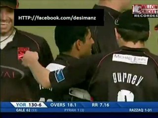 Abdul Razzaq Brilliant Slower Ball Wicket vs Yorkshire