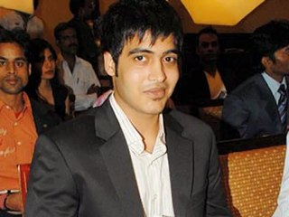 Vinod Khanna’s Son Sakshi Caught At A Rave Party – Hot News