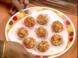 Local Kitchen - Carrot Laddu & Pesarapappu Jantikalu(Murukulu)