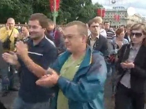 Decenas de detenidos en una protesta pacífica...