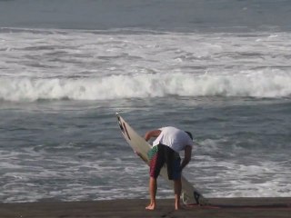 Surf : Simon Marchand au Mexique