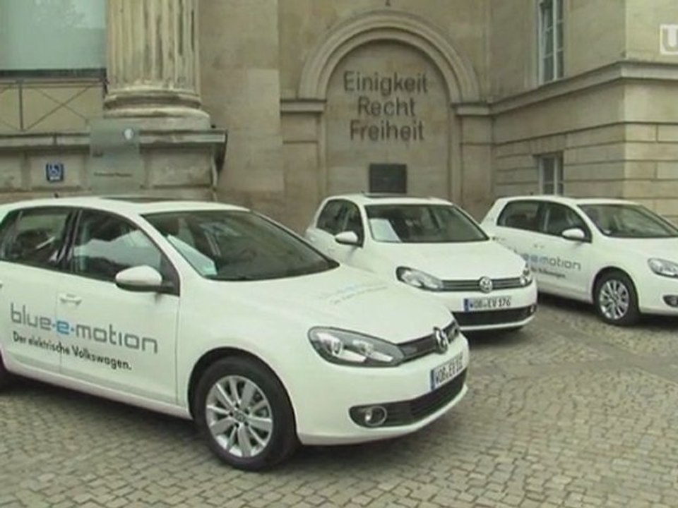 Dritte Test-Flotte des Elektro-Golf in Hannover gestartet