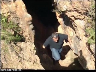 16 horas atrapado en el hueco de una cueva