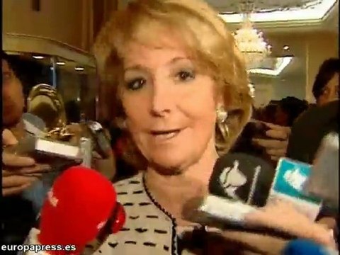 Aguirre y Cospedal tras desayuno informativo