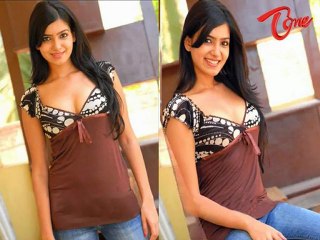 Cute baby - Samatha Prabhu's - Spicy Poses