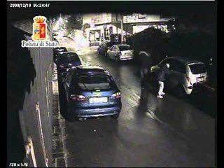 Palermo - Lifting in carrozzeria per auto rubate