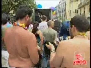 Napoli - De Magistris al Campania Pride