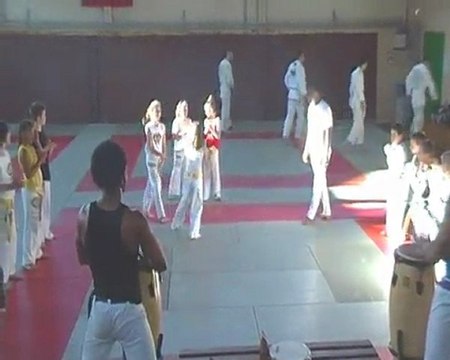 RODA CAPOEIRA COMBAT - ENFANT - ESTILO FAIXA part 2