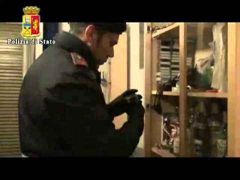 Roma - Marchiava a fuoco la compagna con le sue iniziali