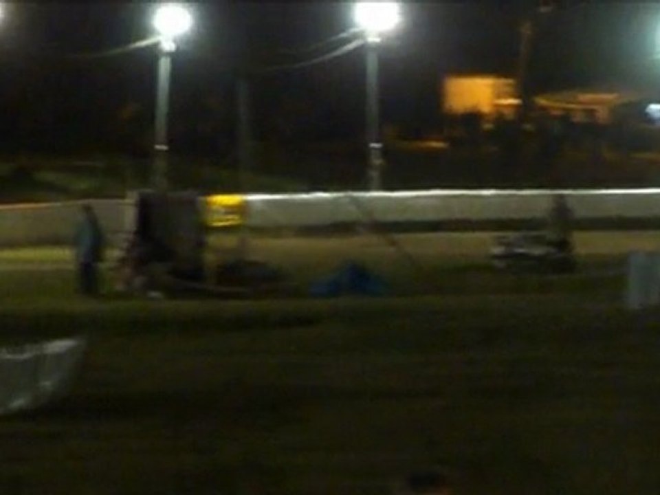 Julien CAYRE 3ème manche Gold Trophy grass track 125 à Saint Macaire le 18 juin 2011