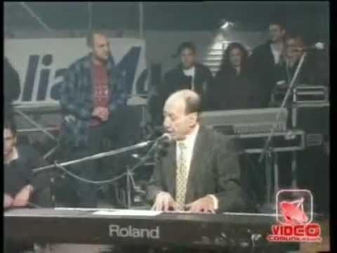 Napoli - Dieci anni fa moriva Renato Carosone