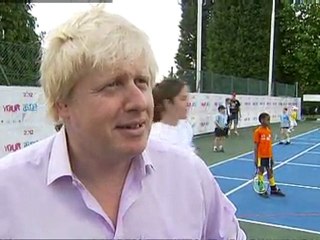Boris Johnson tennis ace