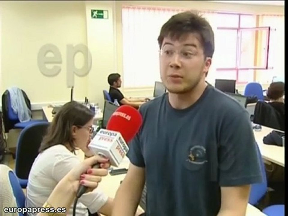 Los periodistas de "La voz de la calle", encerrados