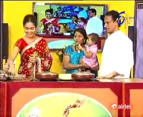 Abhiruchi - Recipes - Tomato Batani Curry, Cut Pongal & Corn Custard - 04