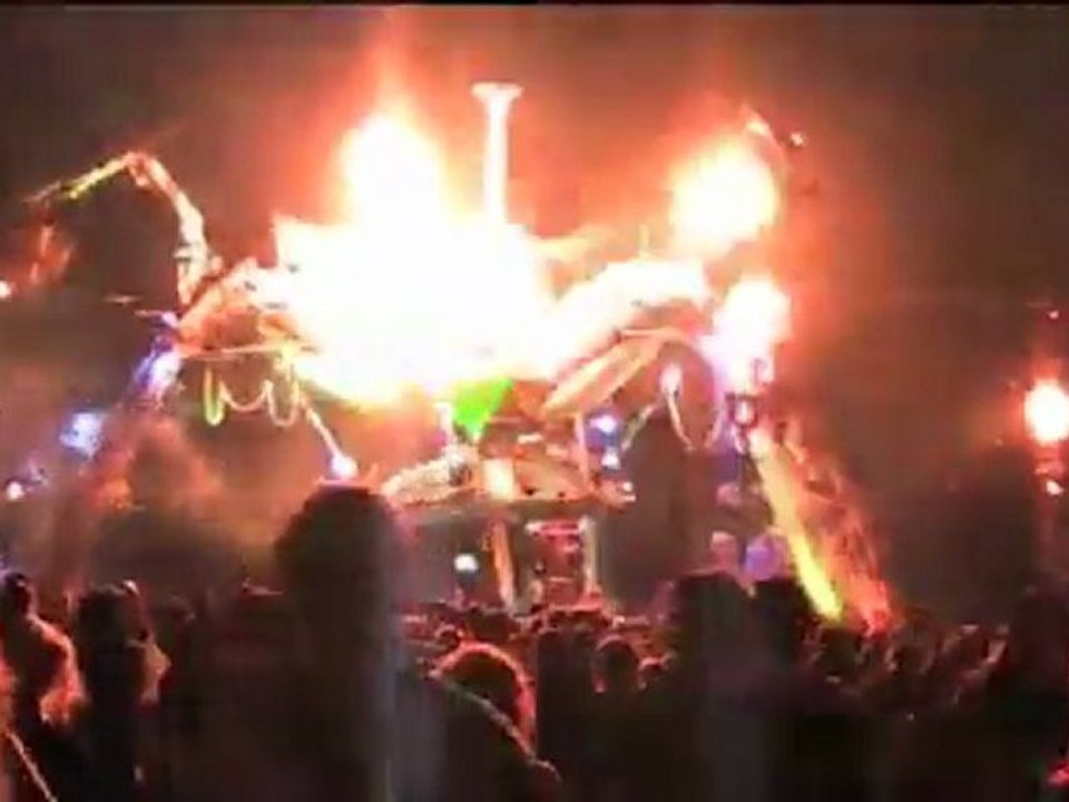 Orbital DJ set @ Arcadia / Glastonbury festival 2011