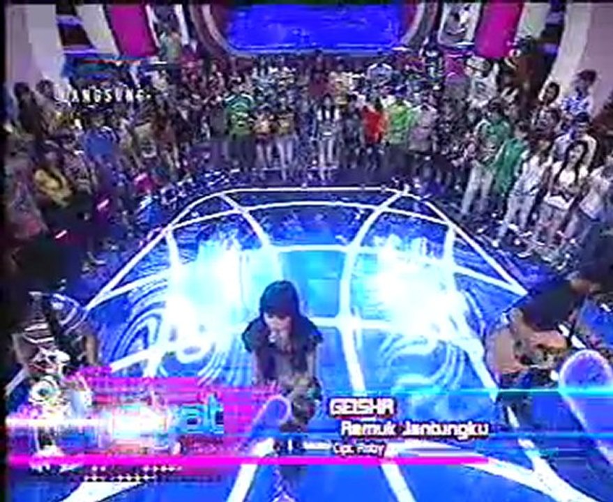 geisha @dahsyat 1-7-2011 remuk jantungku