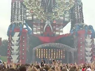 Defqon.1 2011 - Headhunterz - Scrap Attack