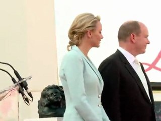 Mónaco: boda real ante una alegre multitud