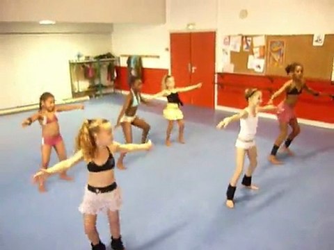 BRASIL DANCE - DANCA DA MAOZINHA - ESTILO FAIXA