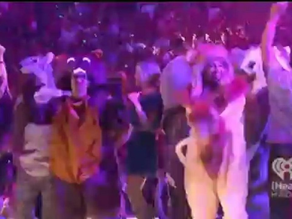 Taylor Swift-Never Ever IHeart Radio 2012