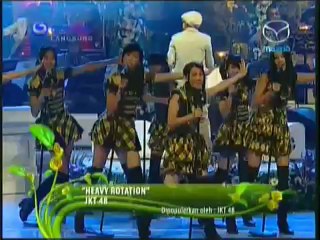 JKT48 - Heavy Rotation @ Lampion 100% Cinta (22-02-2012)