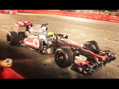 Vodafone Mclaren Mercedes Speedfest in Mumbai | Lewis Hamilton Drive Formula Car