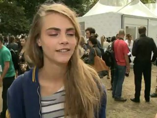 Cara Delevingne defensive over Harry Styles rumours