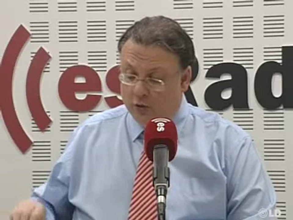 Editorial de César Vidal, UGT y CCOO apoyan a Garzón - 13/04/10