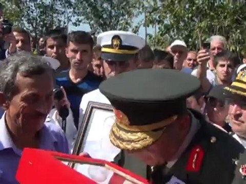 ŞEHİT MÜCAHİT COŞKUN CENAZE TÖRENİ1