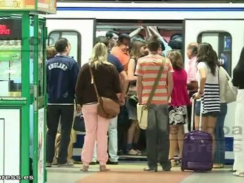 Retrasos y trenes llenos por la huelga
