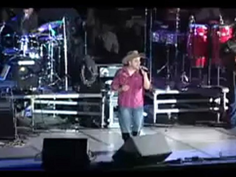 Joseph Cabanilla - Tu Mirada / Al Estar Aqui - En Vivo - Musica Cristiana