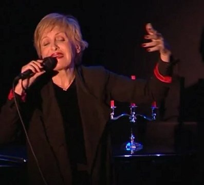 Nicole Croisille (live-2002) La Chanson + Femme avec toi....