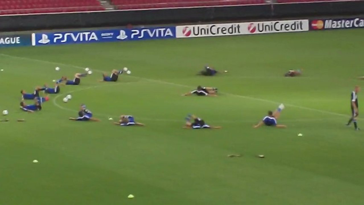 Η προπόνηση της Σάλκε στο "Γεώργιος Καραϊσκάκης" (2)