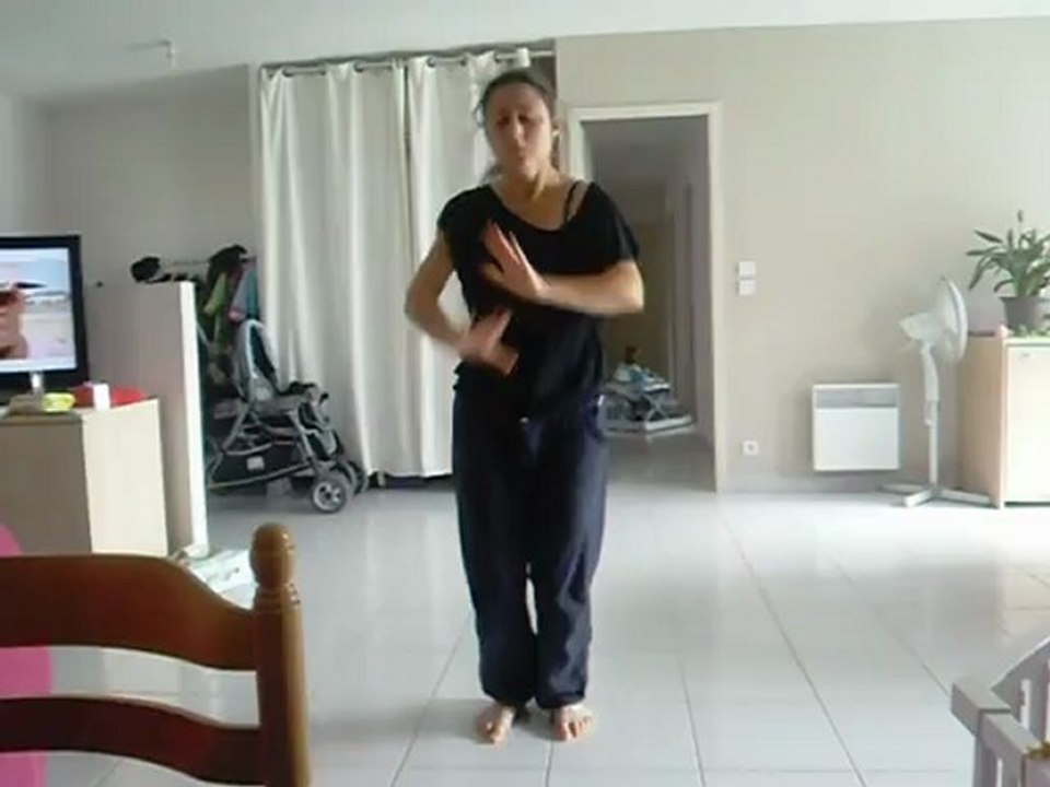 video création de danse  fait par melodart pour 2013 qui sera avec kelloxe