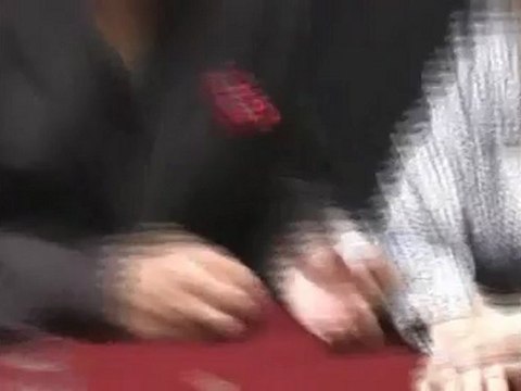 Magnetic Scotch and Soda English Penny Tango - Magic Trick